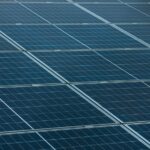 Paneles solares con puntos de carga